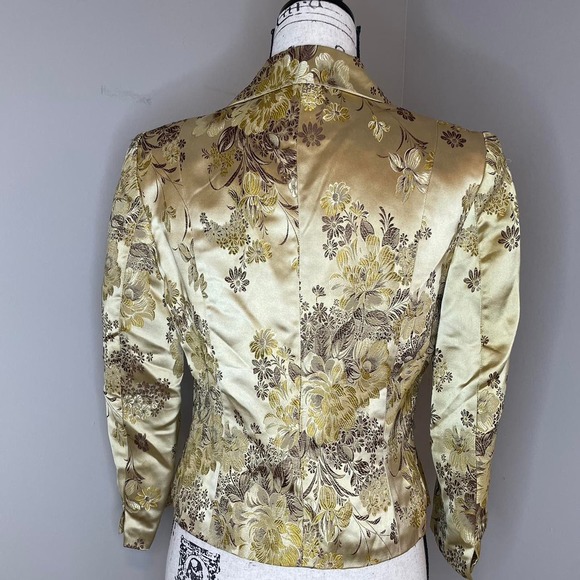 Amazing gold newport news blazer - Picture 3 of 8